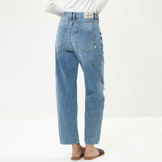 Herrlicher-Jeans-Brooke-Recycled-5825-RD662-in-967-Blau-2