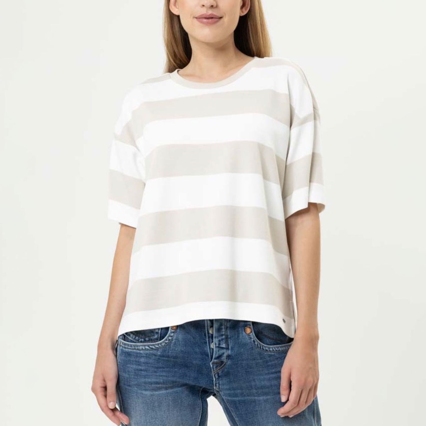 Herrlicher-Stinella-T-Shirt-1973-13510-379-beige-3