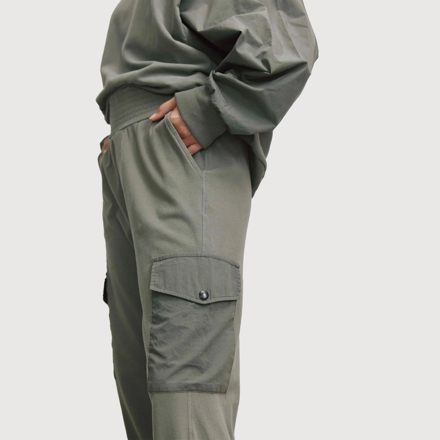 Cotton-Candy-Hose-Lorna-2410-1-PA-10-olive-5