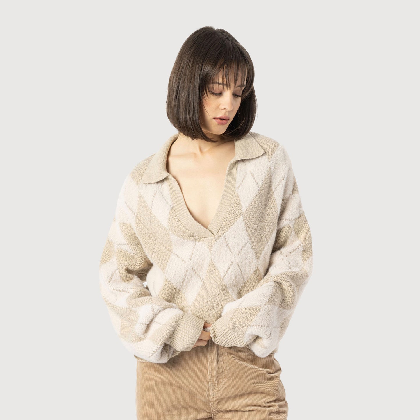 Elias-Rumelis-Damen-Sweater-JADE-253-4762-tan-diamonds-01