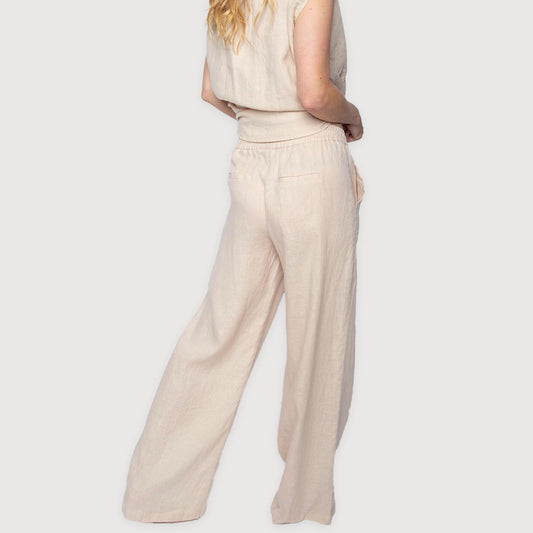 Emily-van-den-Bergh-Hose-6362-201311-706-sand-2