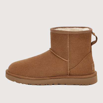 UGG Damen Boots Classic Mini Side Logo II in Chestnut