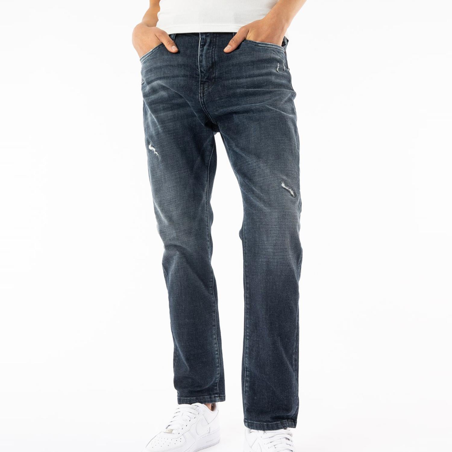 Elias-Rumelis--Jeans-Lani-243-4215-0913-screen-blue-3