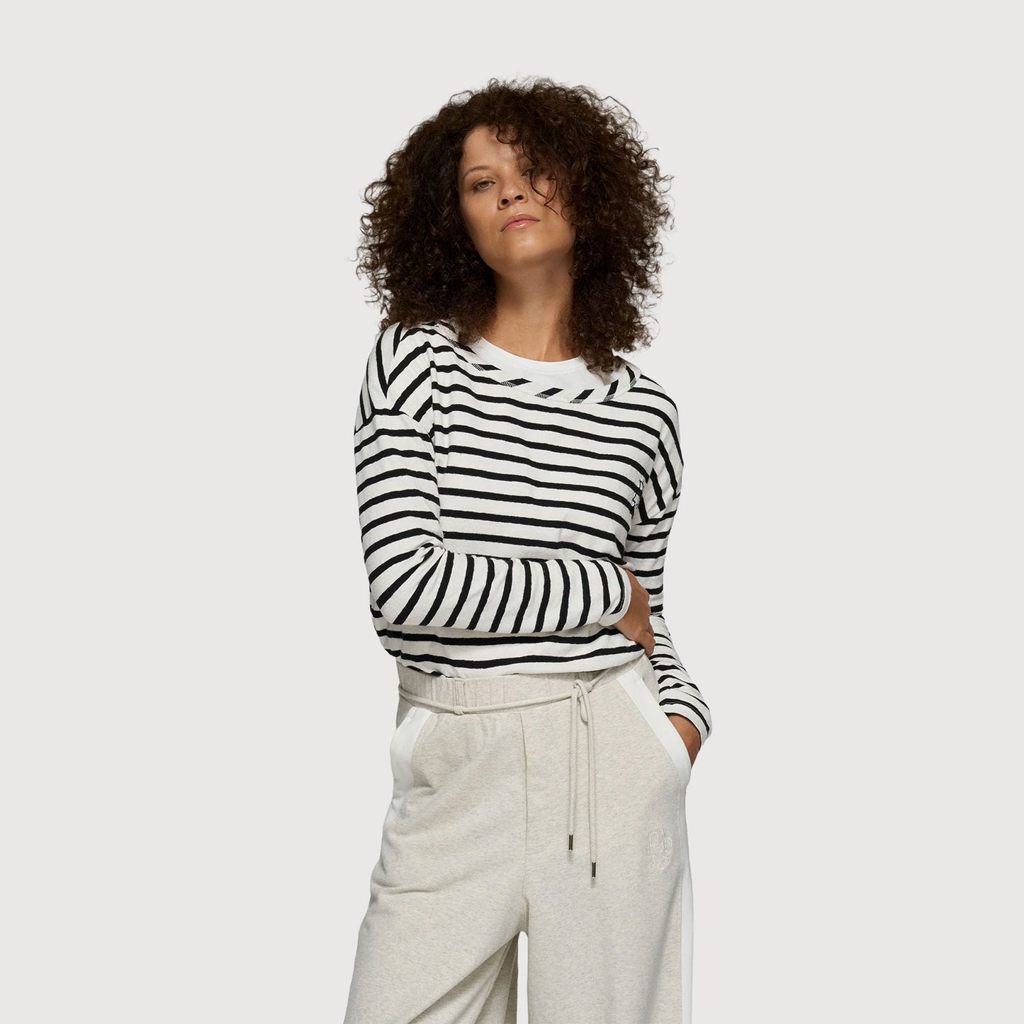 10-Days-Damen-Longsleeve-tee-stripes-20-774-6201-ecru-black-01