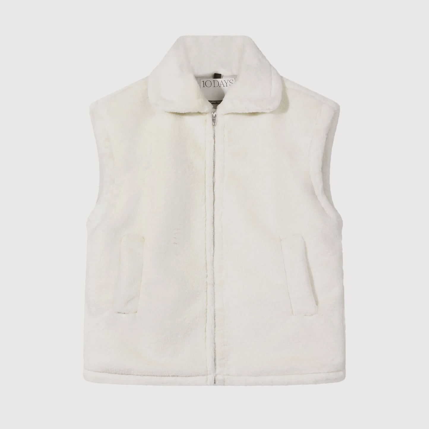 10-Days-Damen-Statement-Lammy-20-570-5204-cleansing-03