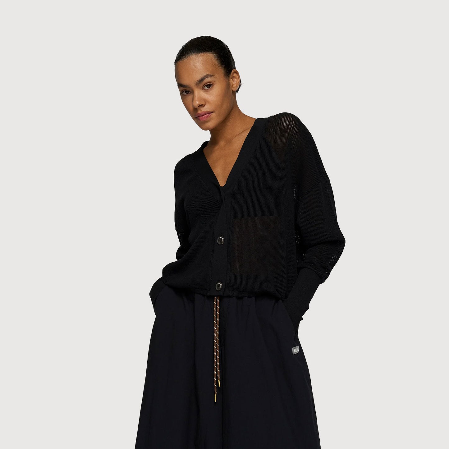 10-Days-Damen-V-neck-Cardigan-Mesh-20-856-6202-Schwarz-01