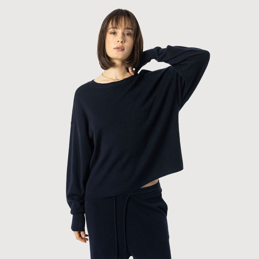 Elias-Rumelis-Damen-Sweater-KIRAH-253-4747-in-schwarz-01