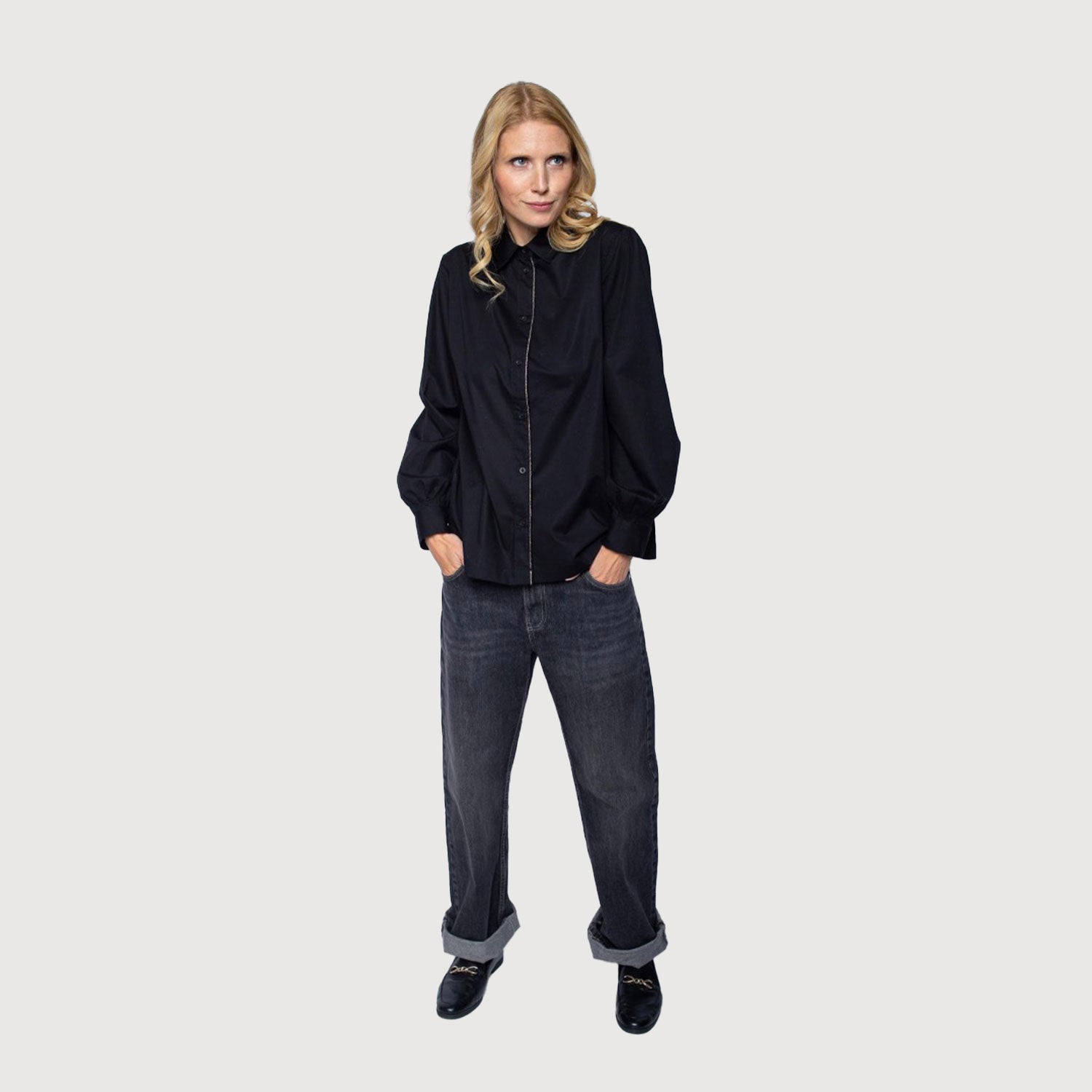 Emily-van-den-Bergh-Damen-Bluse-4890-157321-900-schwarz-01