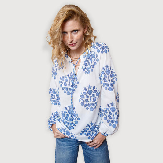 Emily-van-den-Bergh-Bluse-8602-152880-190-white-blue