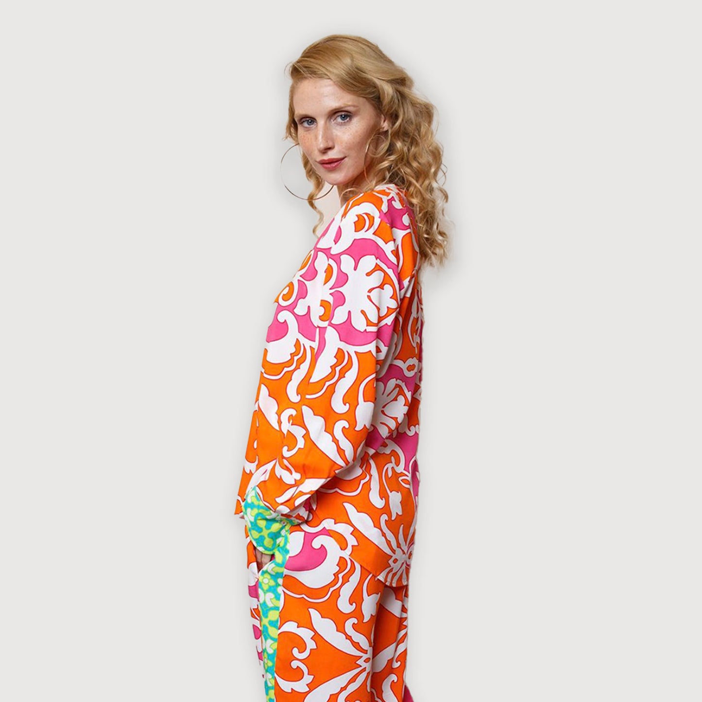 Emily-van-den-Bergh-Bluse-8612-152710-390-orange-pink-3