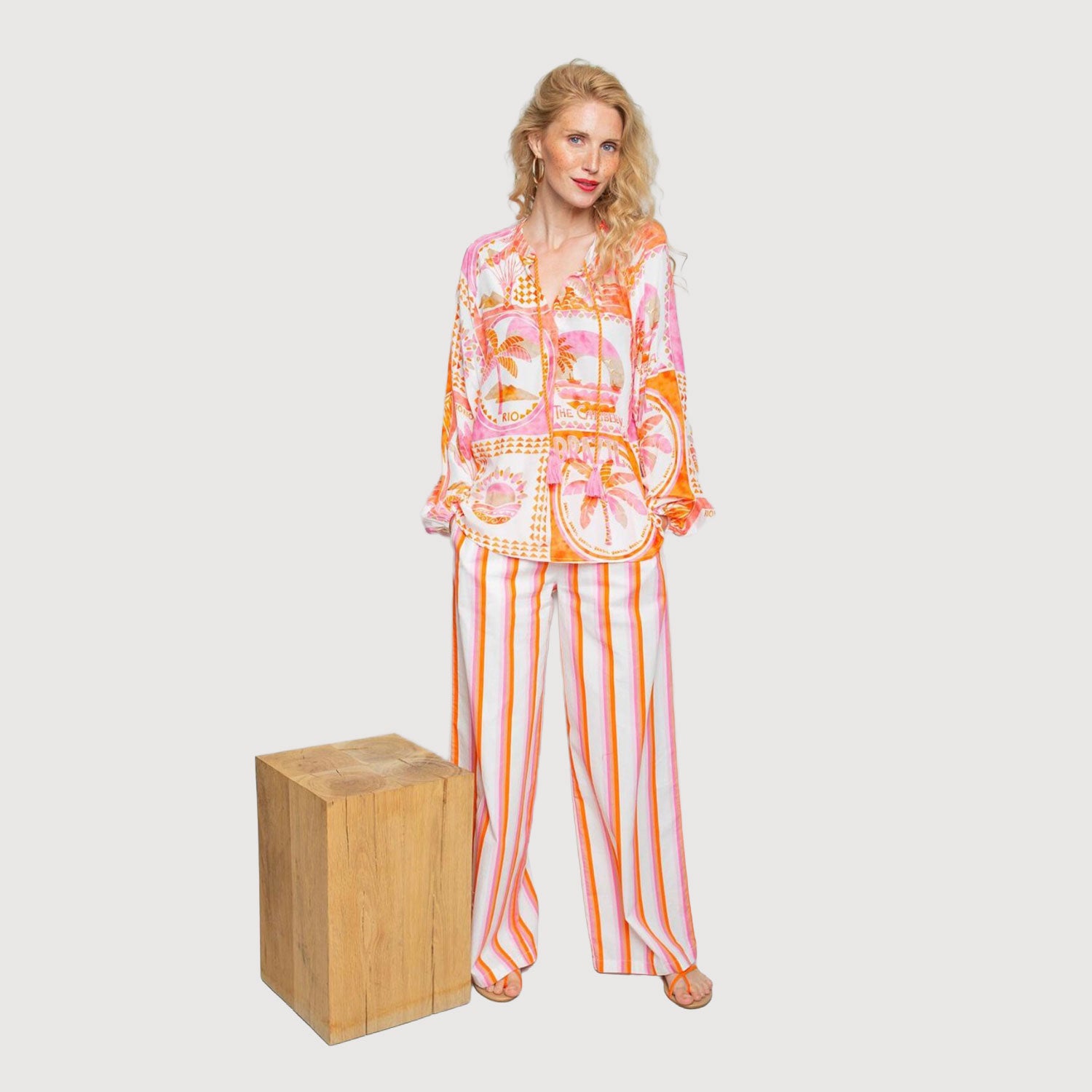 Emily-van-den-Bergh-Damen-Bluse-8933-158010-390-orange-pink-01