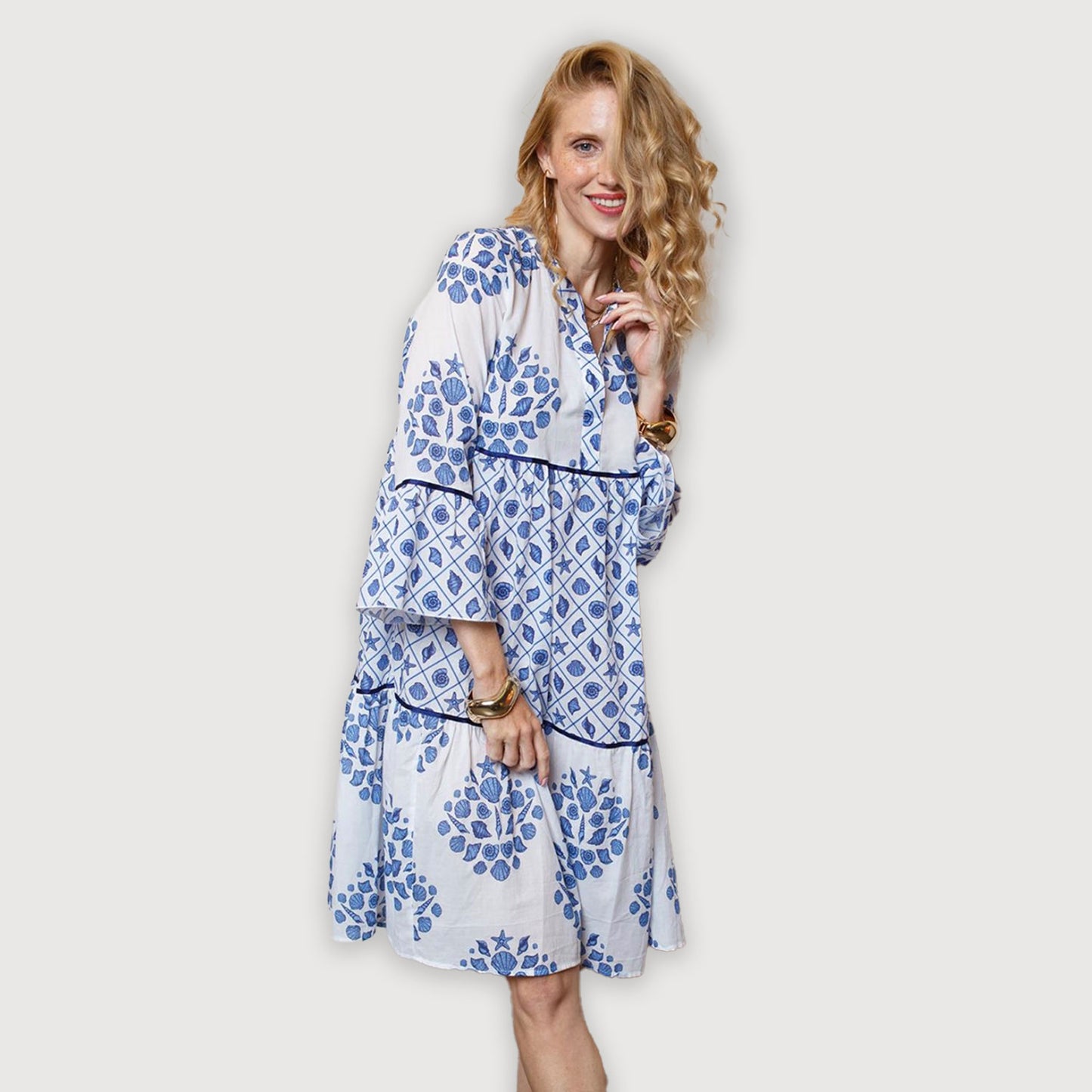 Emily-van-den-Bergh-Kleid-8602-152241-190-white-blue