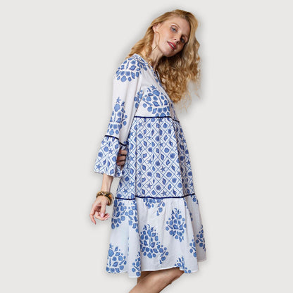 Emily-van-den-Bergh-Kleid-8602-152241-190-white-blue-3