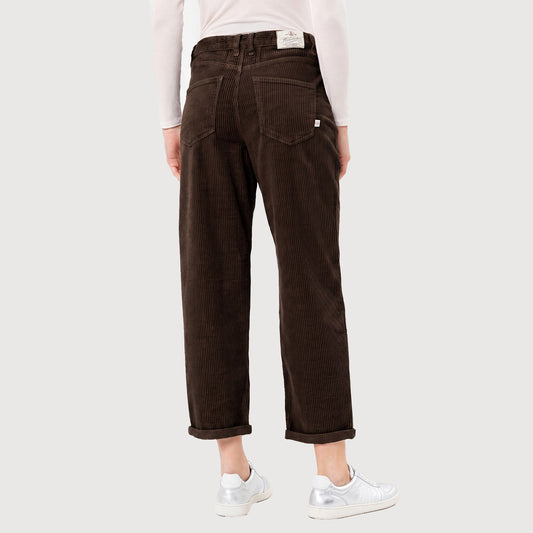 Herrlicher Brooke Cordhose 5825 N4752 Coffee Model Rückansicht
