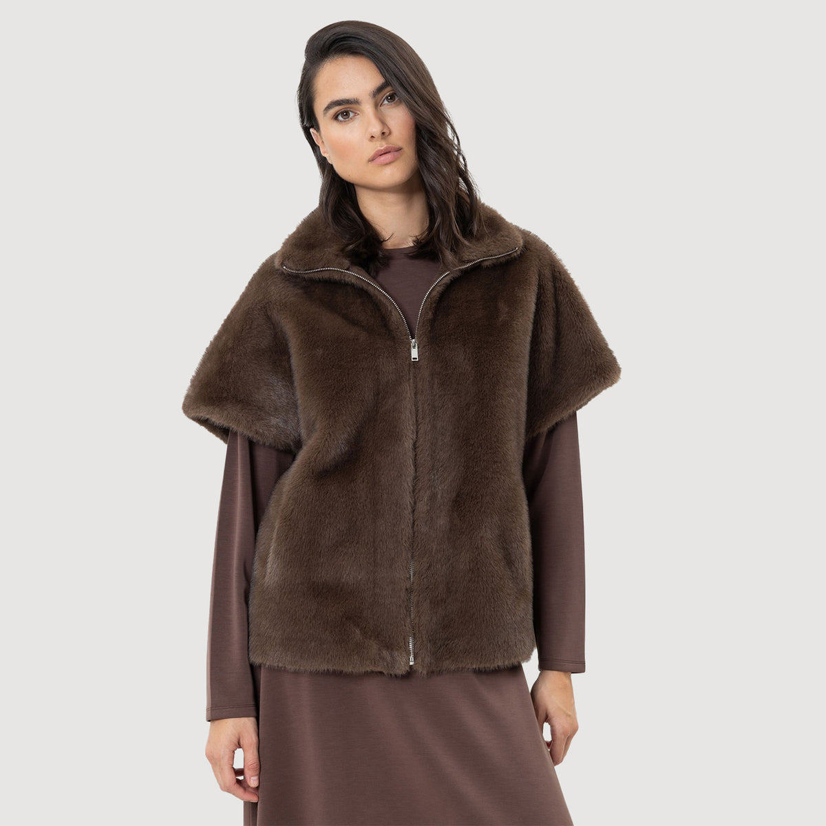 Herrlicher-Lieselotta-Damen-Fellweste-Saddle-7958-VF105-01