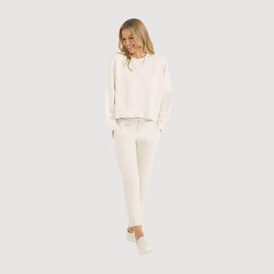 Juvia-Damen-Sweatpants-Ellis-830-22-320-230-01