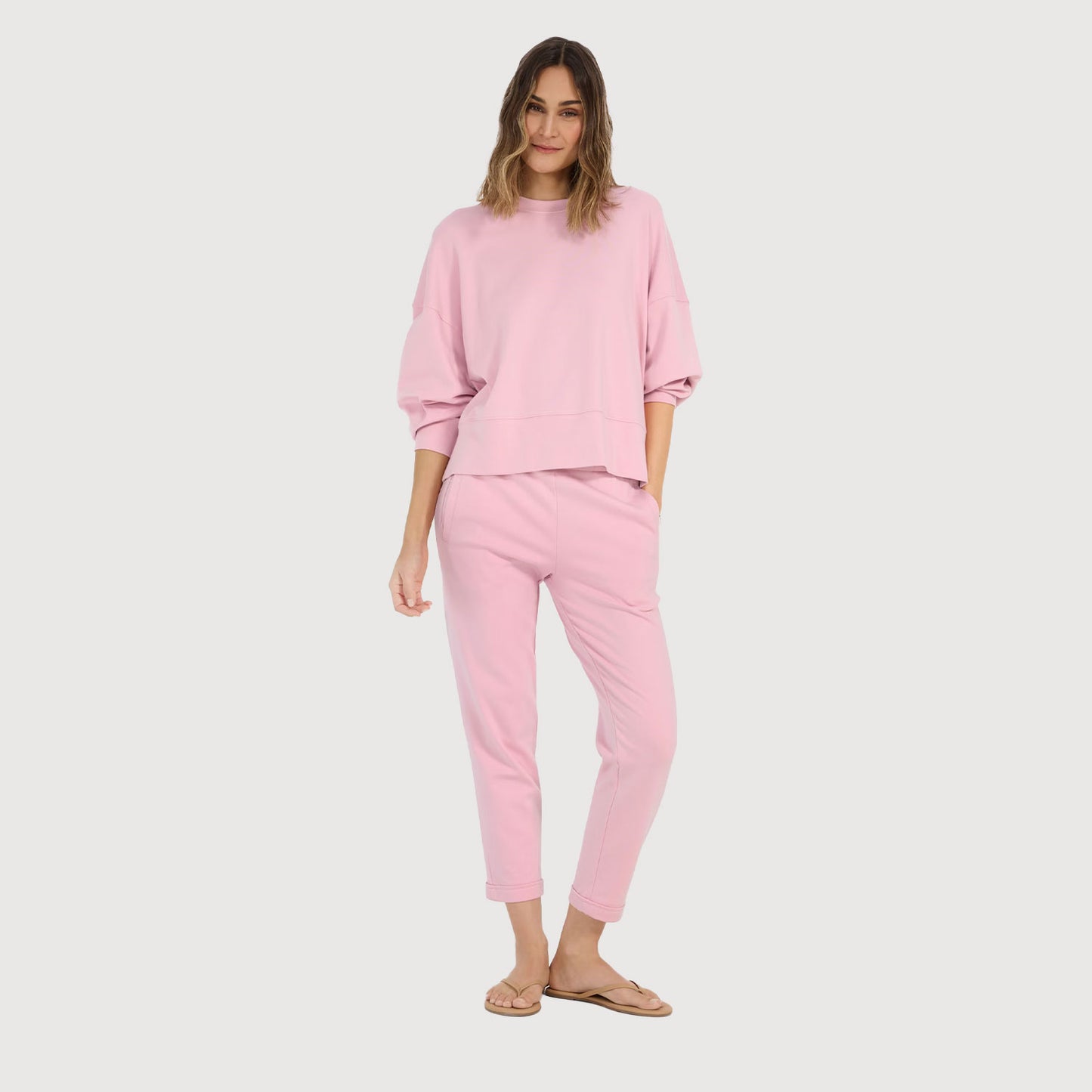 Juvia-Damen-Sweatpants-Ellis-830-22-320-Rosa-01