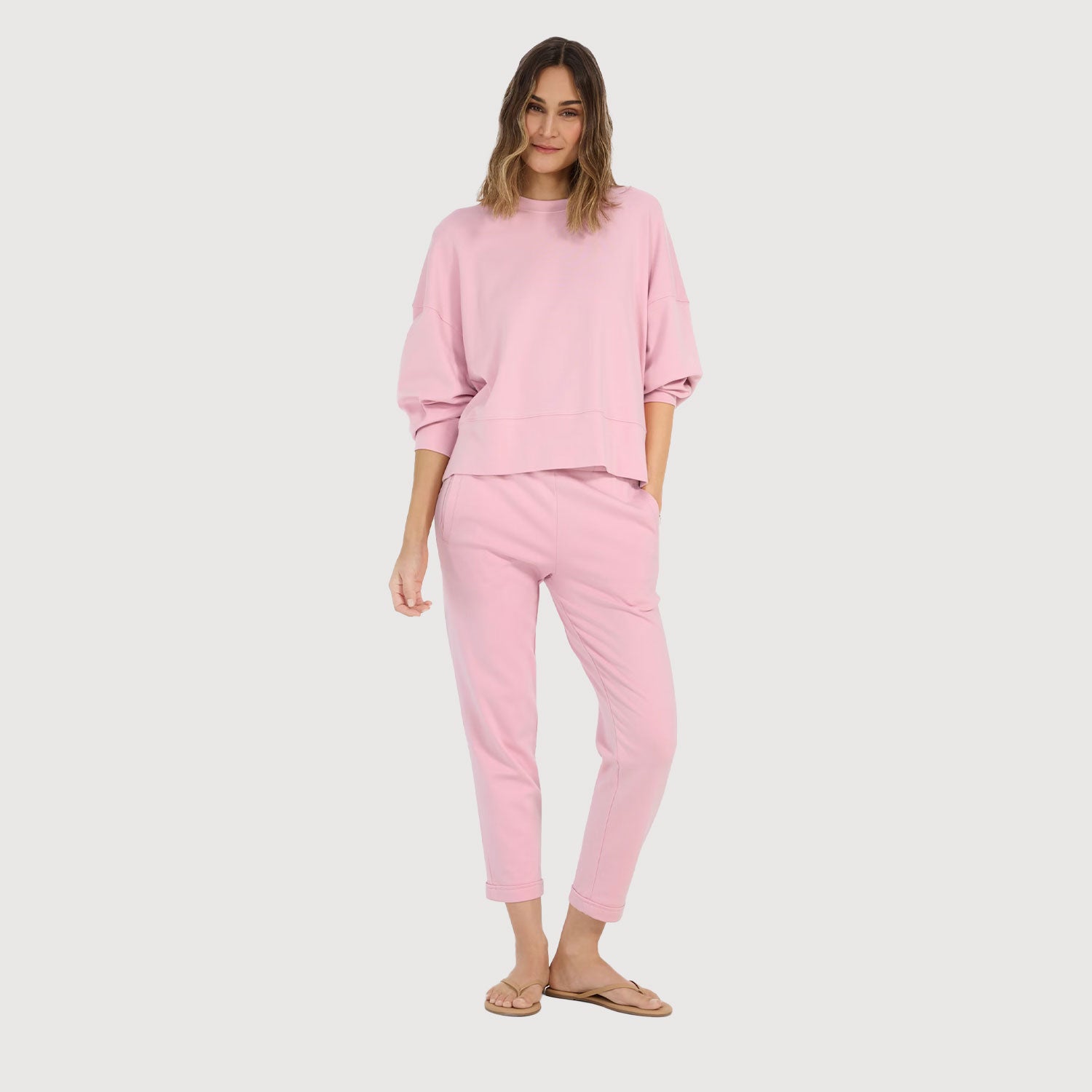 Juvia-Damen-Sweatpants-Ellis-830-22-320-Rosa-01