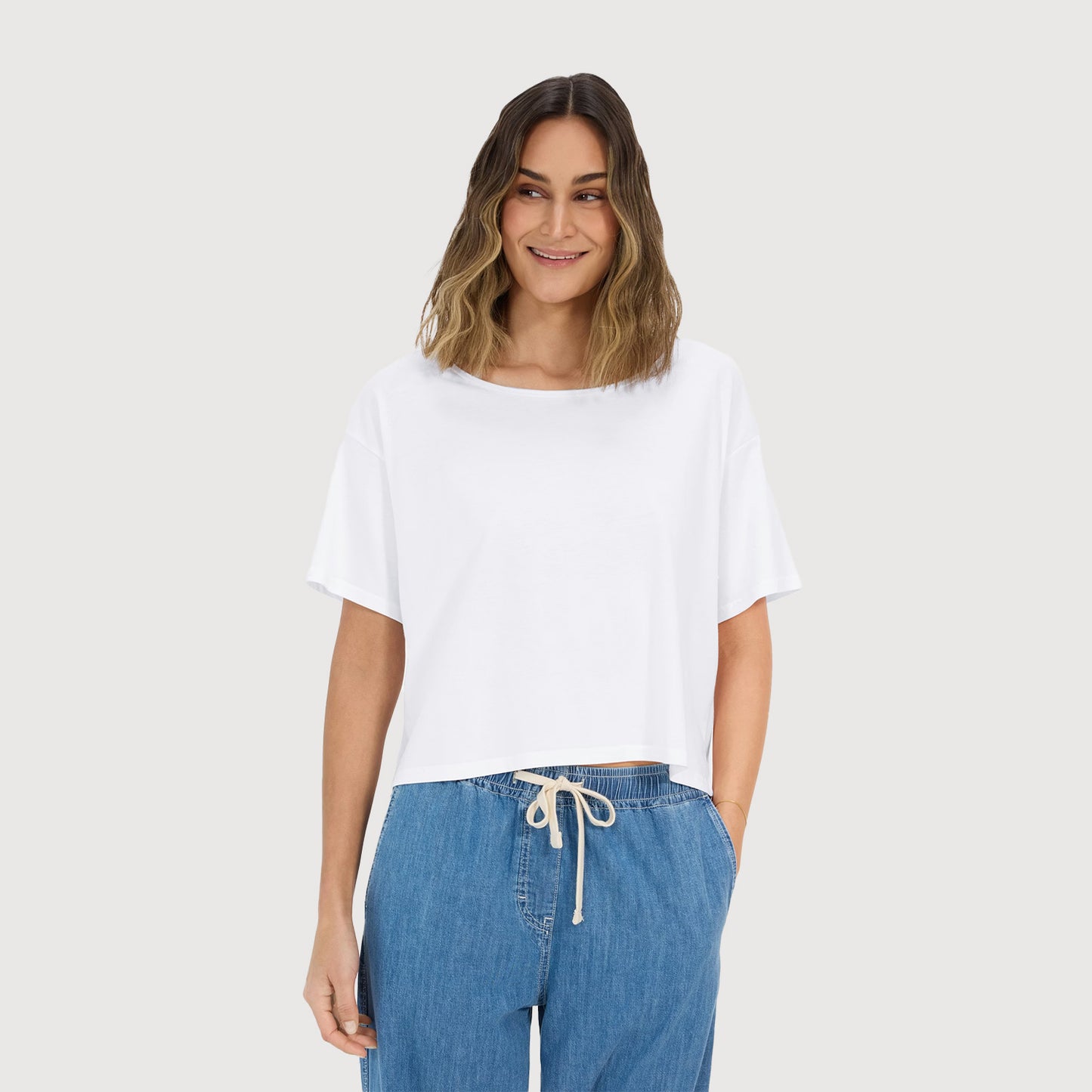 Juvia-Damen-T-Shirt-Victoria-810-26-634-100-weiß-01