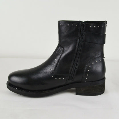 LAZAMANI Damen Stiefel 53 437 in Schwarz Leder Nieten