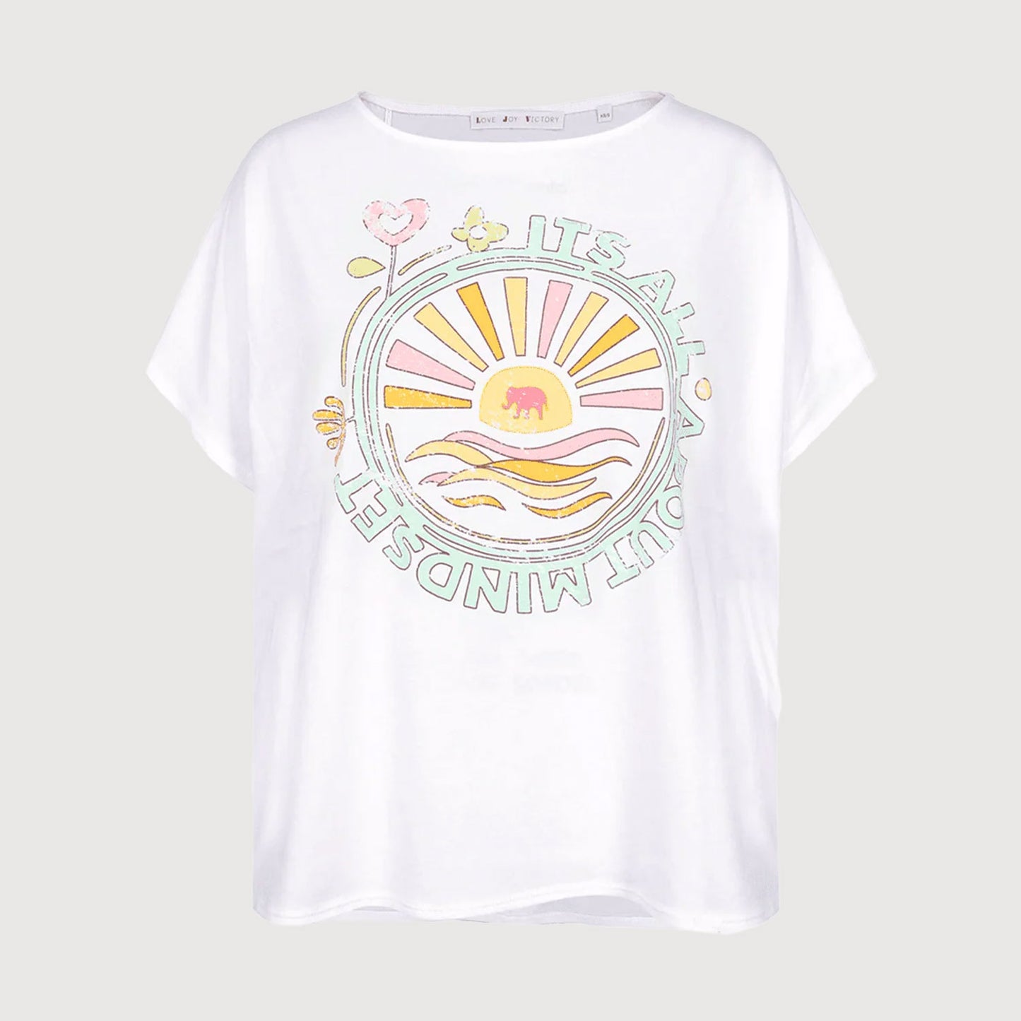 Love-Joy-Victory-Damen-T-Shirt-mit-Print-Yara-weiß-03