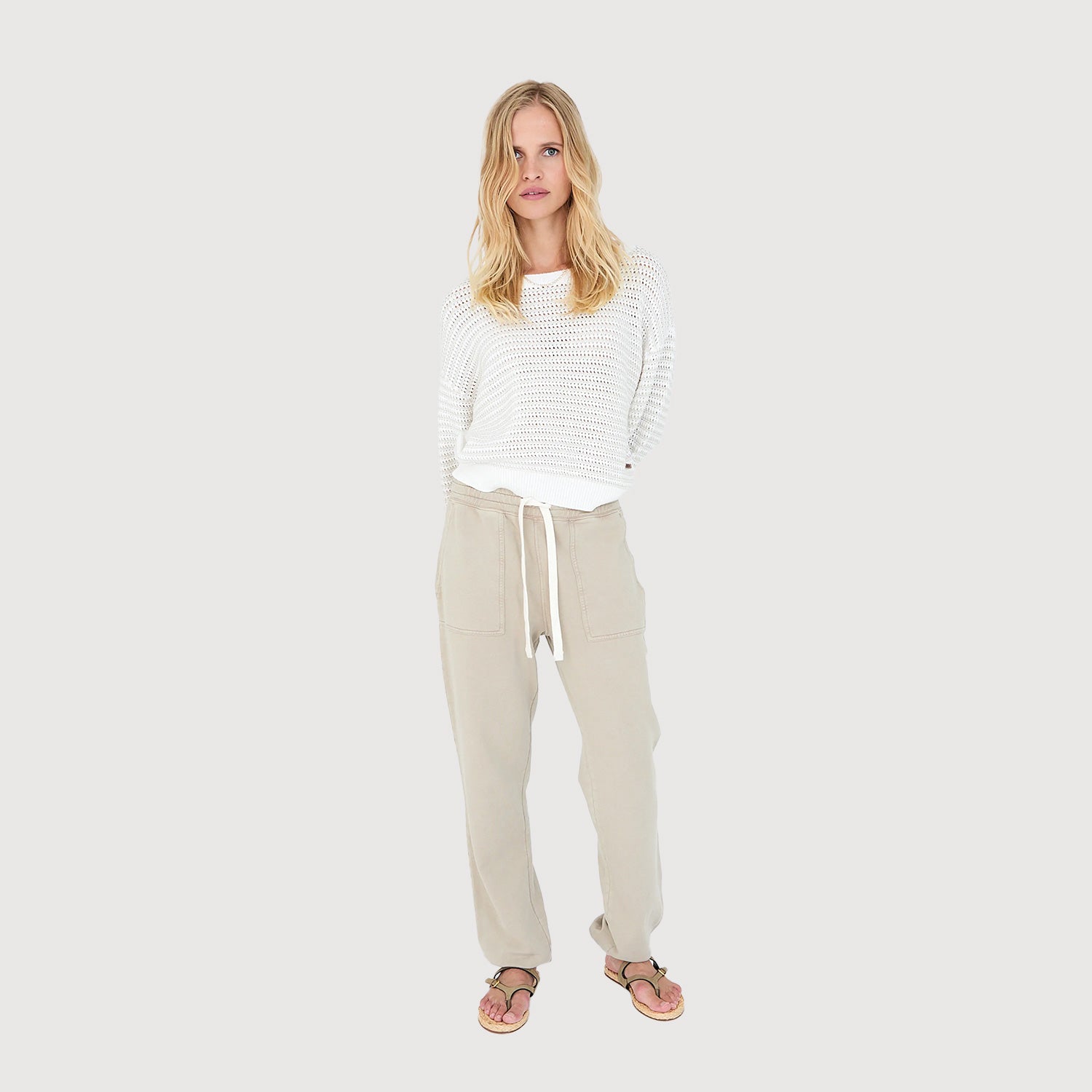 Moscow-Damen-Pullover-Rihanna-22-09-Rihanna-310_3-offwhite-02