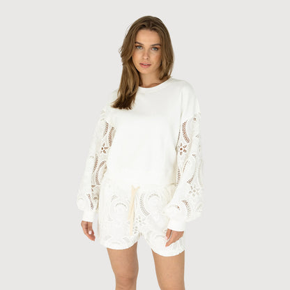 Moscow-Damen-Sweater-Lacie-114-04-Lacie-310_1-offwhite-02