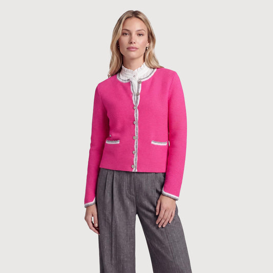 Princess Goes Hollywood Trachtenjacke Pink Hirschmotiv Model Frontansicht